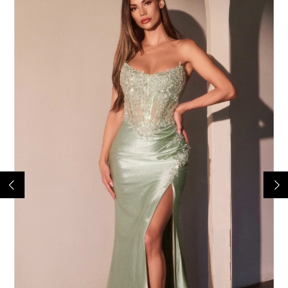 Elegant Green Beaded Evening Gown - Women Dresses